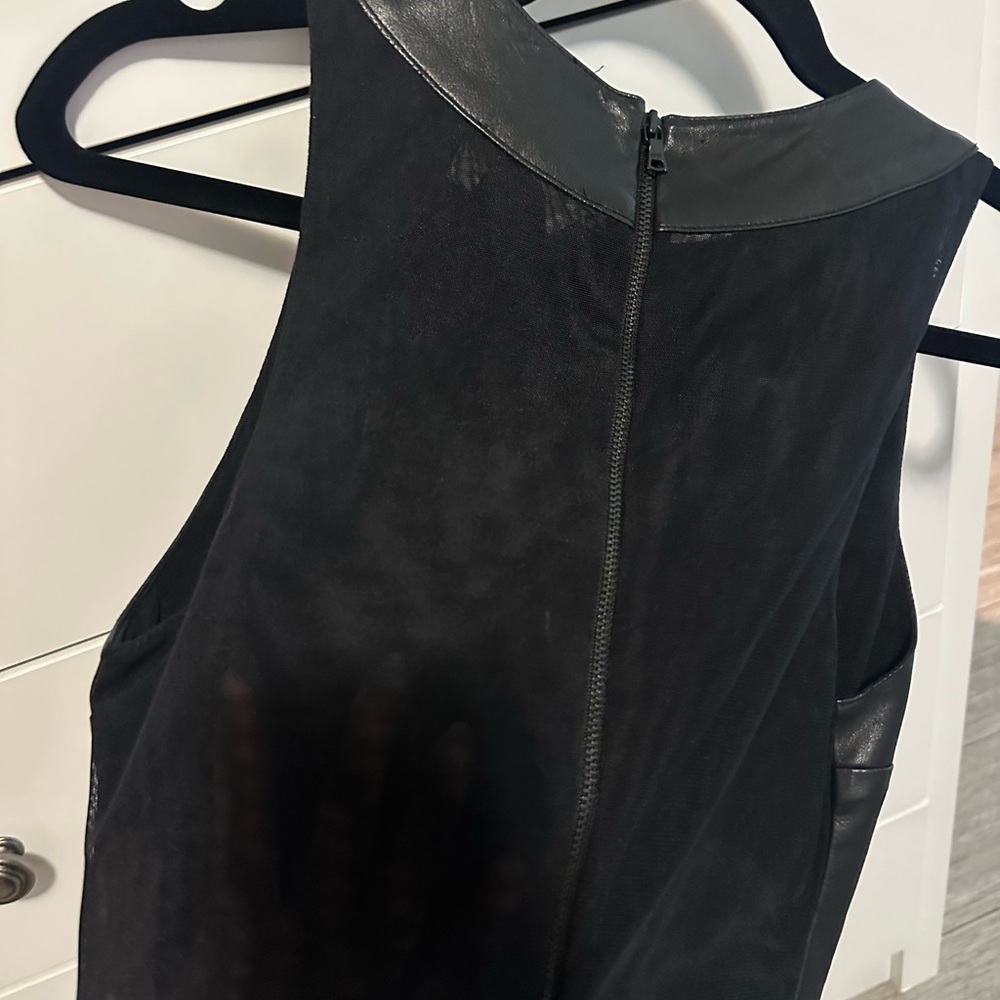 Leather Alice + Olivia Black Top - Picture 2 of 4